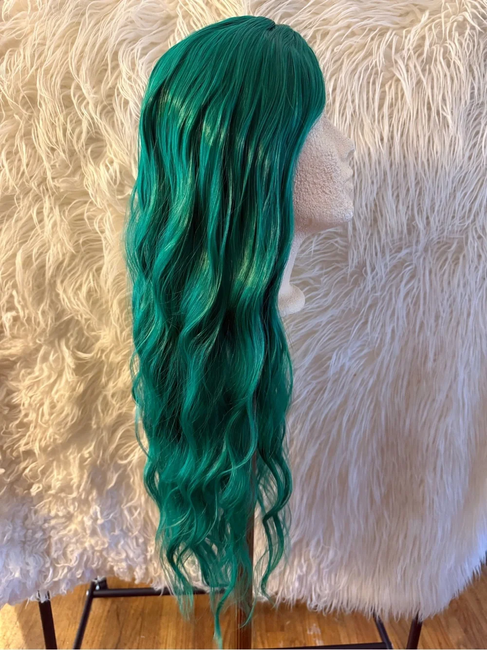 Synthetic Long Green Wave Wig
